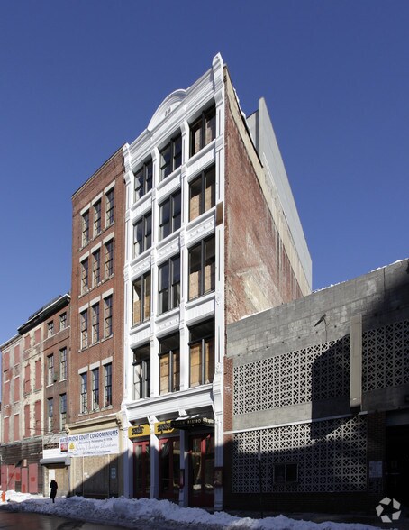 More Photos Of 35 S 2nd St, Philadelphia Storefront For Sale