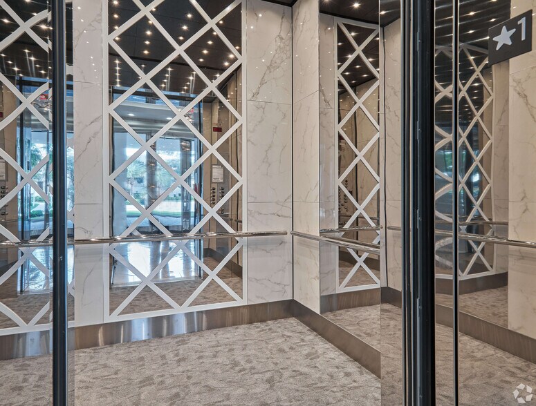 More Photos Of 3835 PGA Blvd, Palm Beach Gardens Office For Lease