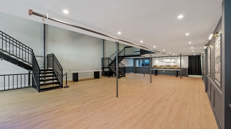 More Photos Of 12 S Main St, Temple General Retail For Lease