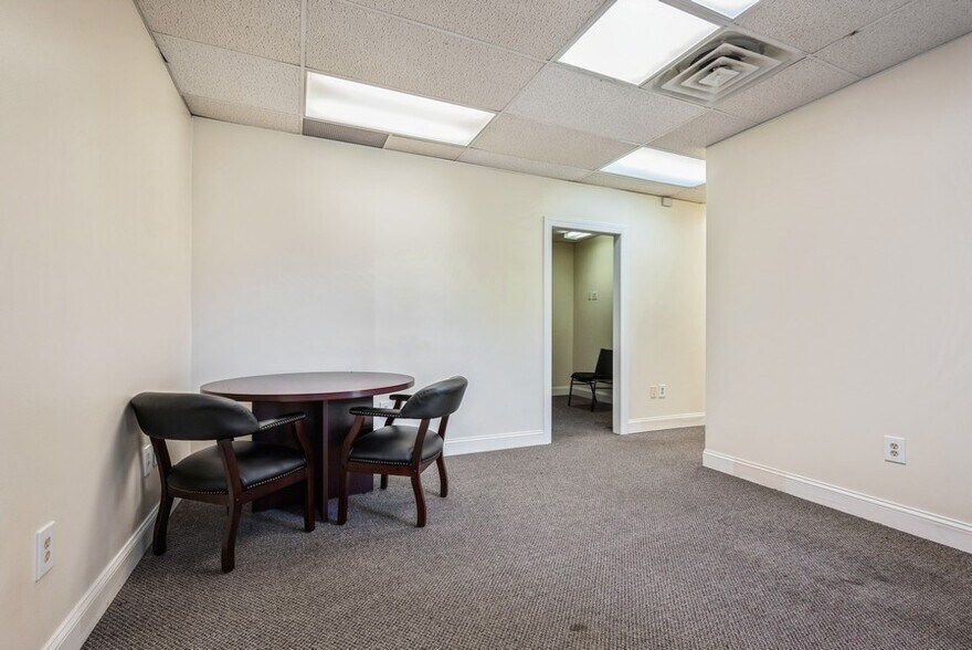 More Photos Of 674 US Highway 202, Bridgewater Medical For Sale