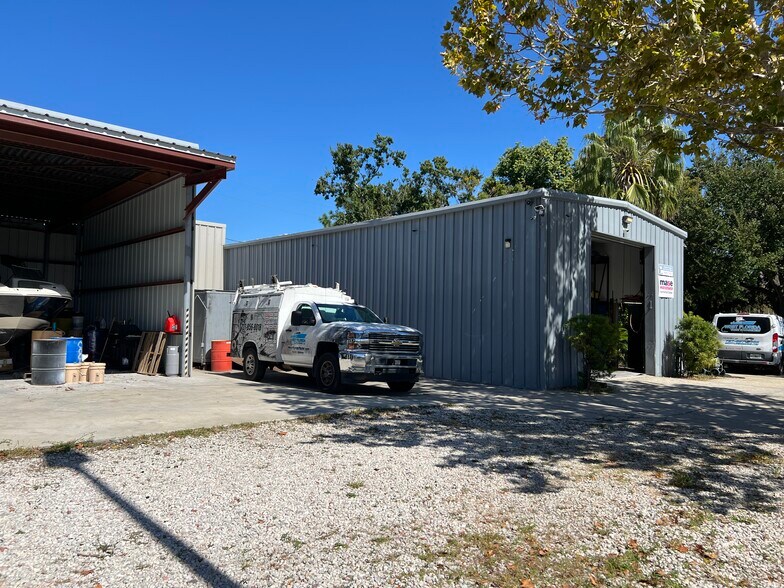 More Photos Of 4765 Spring Ave, Clearwater Manufacturing For Sale