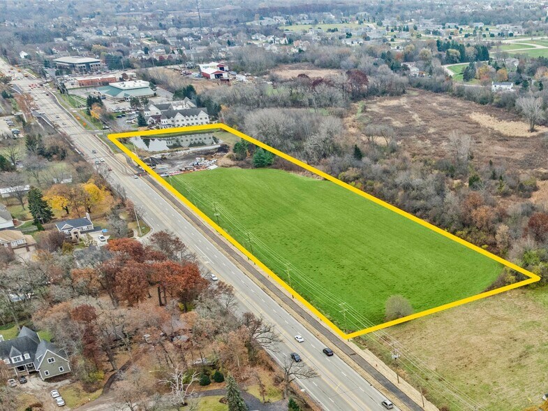 Primary Photo Of 0 Hunt Club Rd, Gurnee Land For Sale