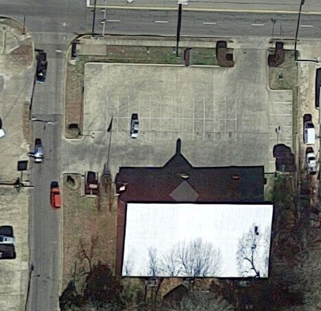 More Photos Of 2010 Lamar Ave, Paris General Retail For Lease