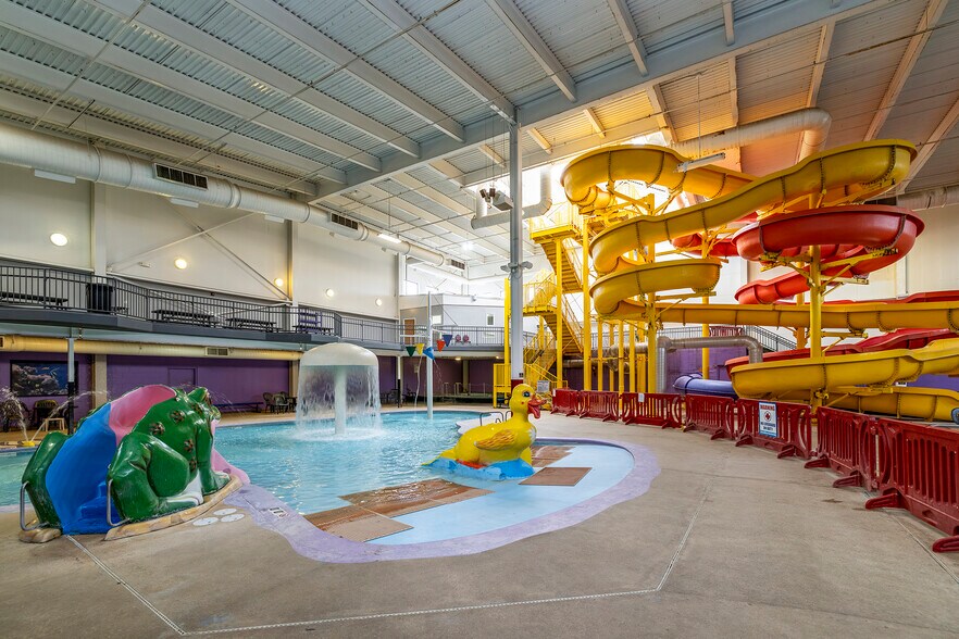 More Photos Of 2400 10th St SW, Minot Hotel For Sale