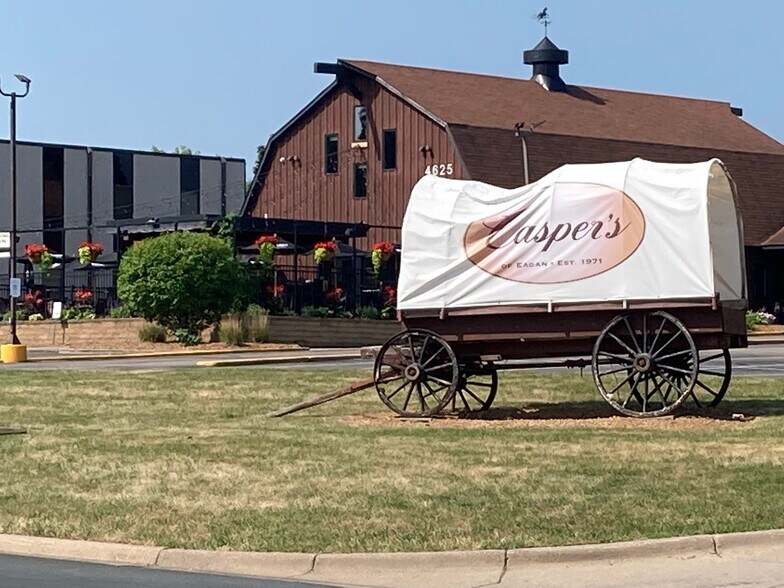 More Photos Of 4640 Nicols Rd, Eagan Medical For Sale