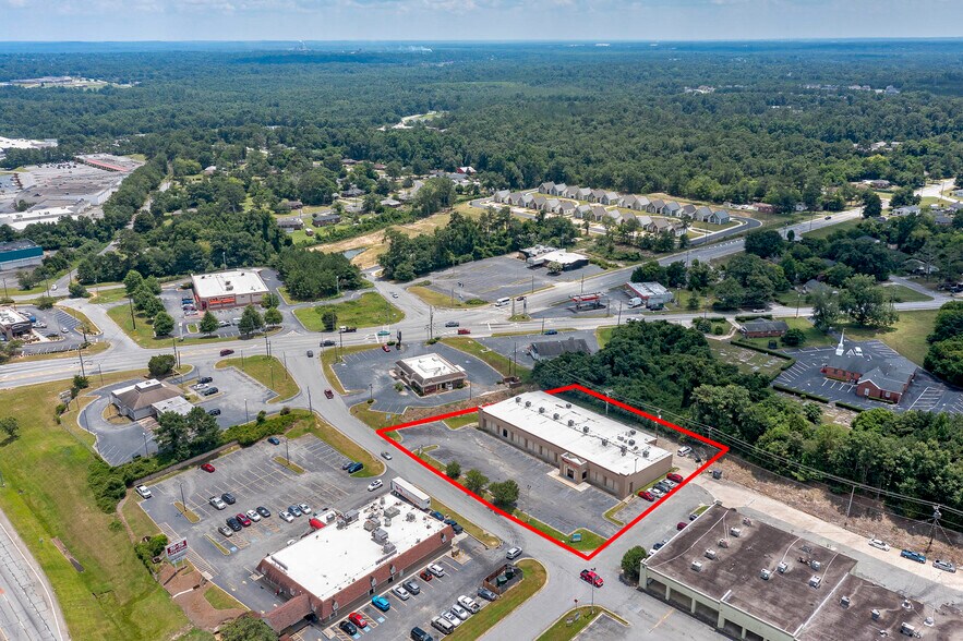 More Photos Of 3720 Bloomfield Village Dr, Macon-Bibb Storefront For Sale