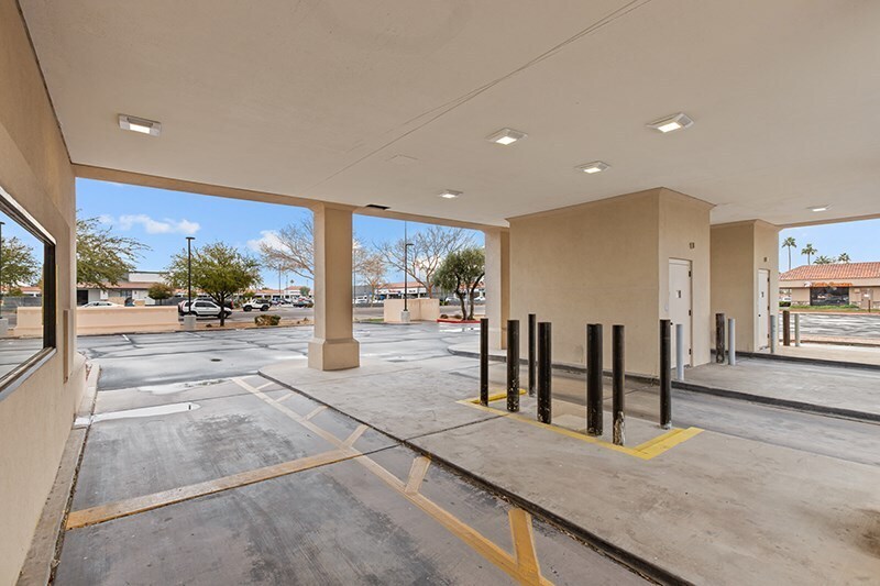 More Photos Of 2998 N Alma School Rd, Chandler Bank For Lease