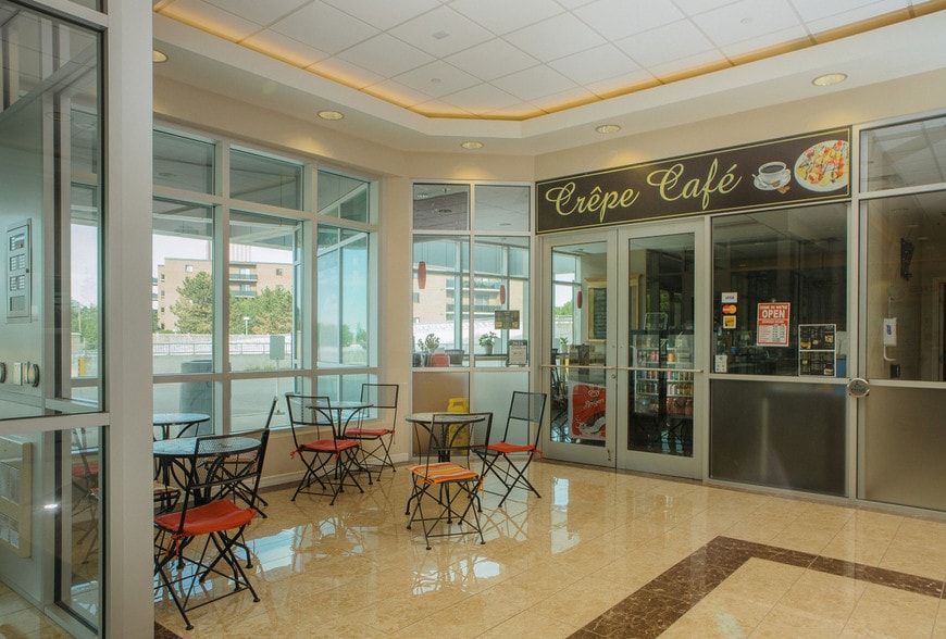 More Photos Of 460 Springbank Dr, London Medical For Lease