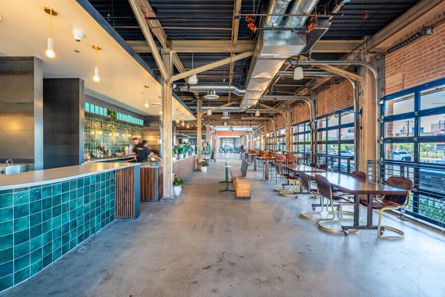 More Photos Of 515 E Grant St, Phoenix Office For Lease