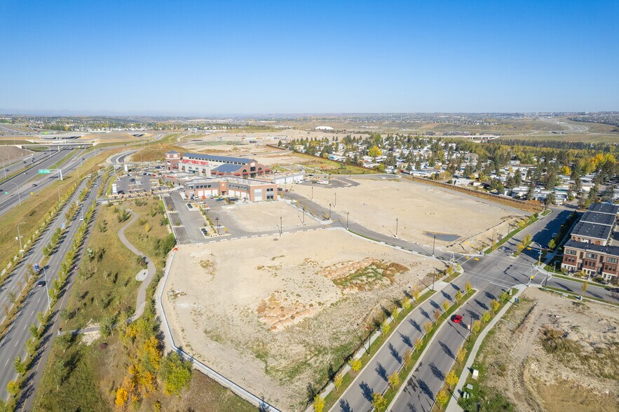 More Photos Of 25 Greenbriar Dr NW, Calgary Unknown For Lease