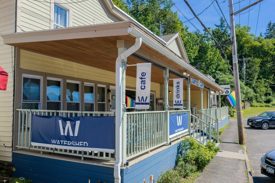 More Photos Of 53470 NY-30 Hwy, Roxbury Flex For Sale