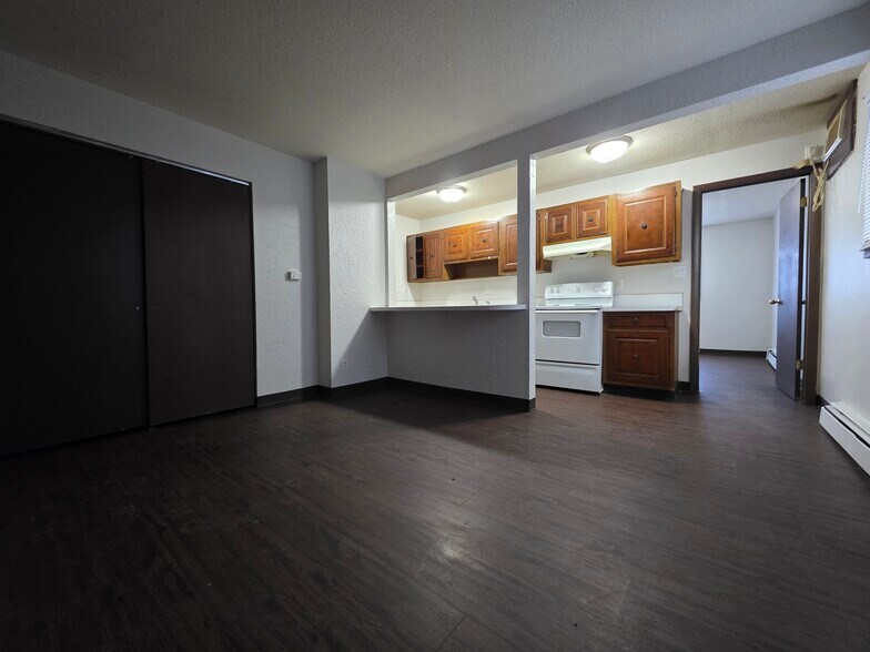 More Photos Of 802-816 15th Ave SW, Cedar Rapids Apartments For Sale
