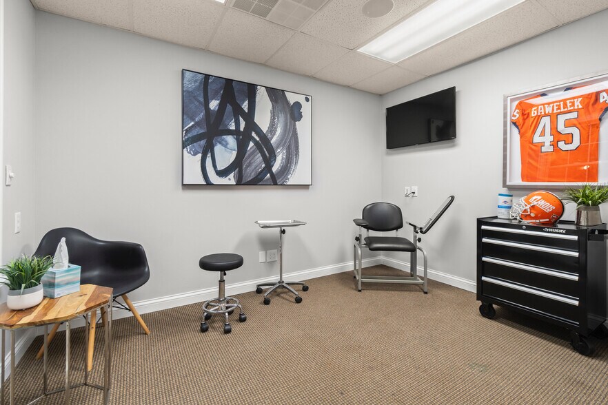 More Photos Of 2916 Alta Ln, Peoria Warehouse For Lease