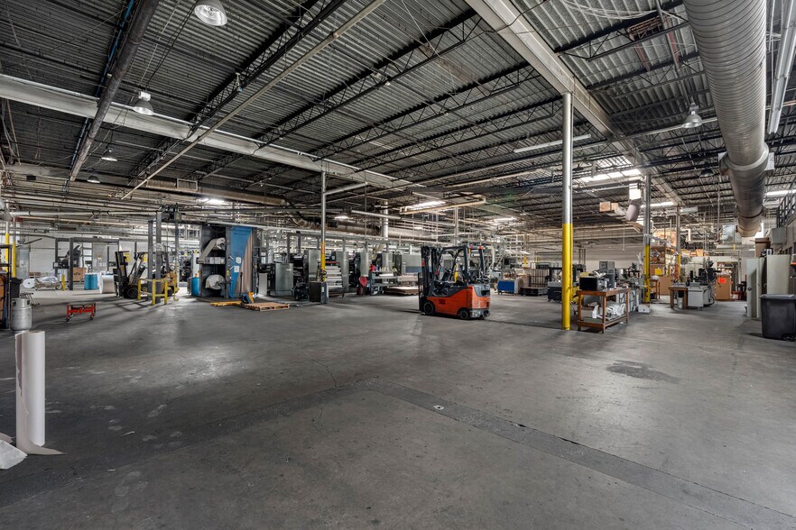More Photos Of 5210 S Lois Ave, Tampa Manufacturing For Sale