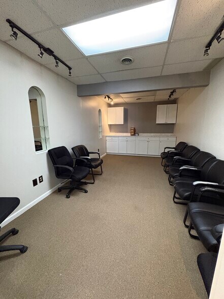 More Photos Of 4466 Darrow Rd, Stow Office For Sale