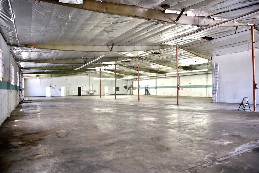 More Photos Of 2112 Santa Anita Ave, South El Monte Warehouse For Lease