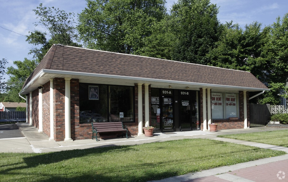 Primary Photo Of 931 Amboy Ave, Edison General Retail For Sale