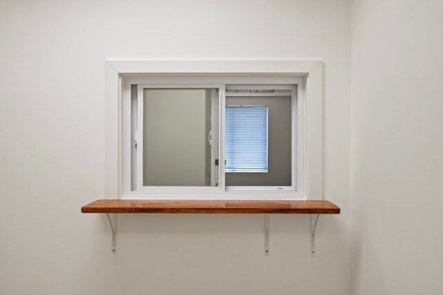 More Photos Of 2465 Main St, Atlanta Medical For Sale