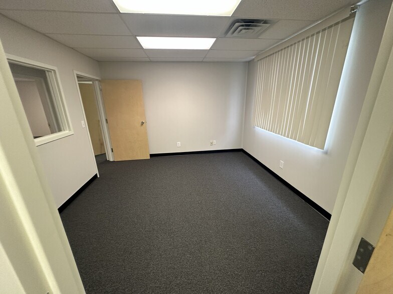 More Photos Of 3625 Hutchinson Rd, Cumming Office For Lease