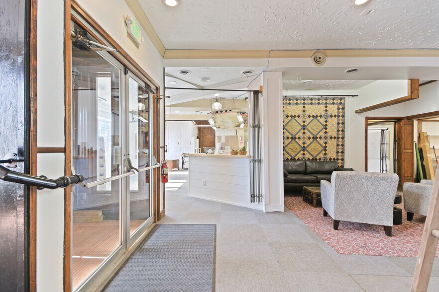 More Photos Of 105 Coal st, Mexico Specialty For Sale