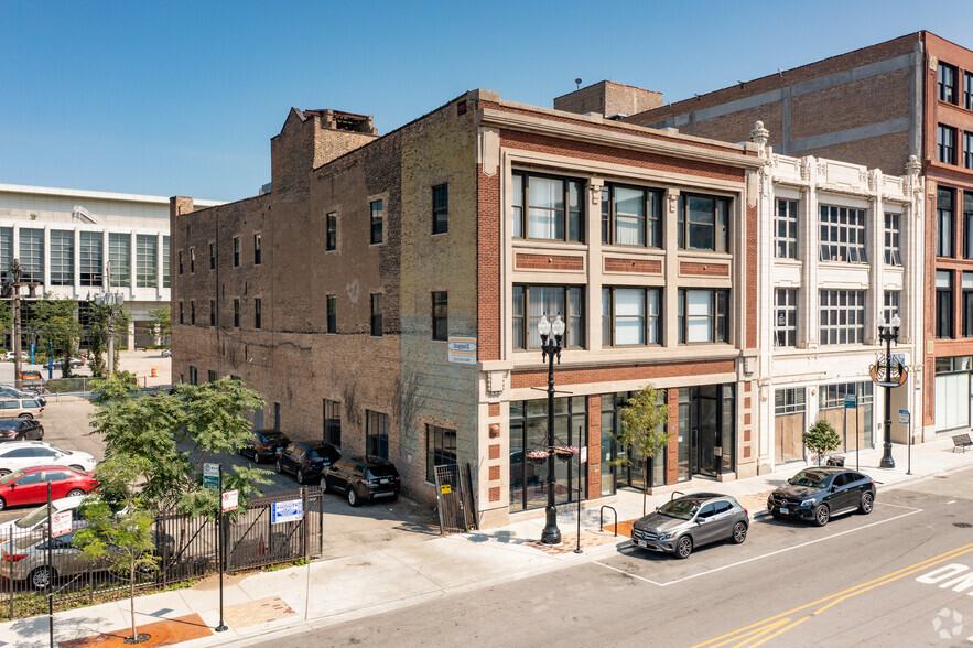 Primary Photo Of 2241-2245 S Michigan Ave, Chicago Loft Creative Space For Sale