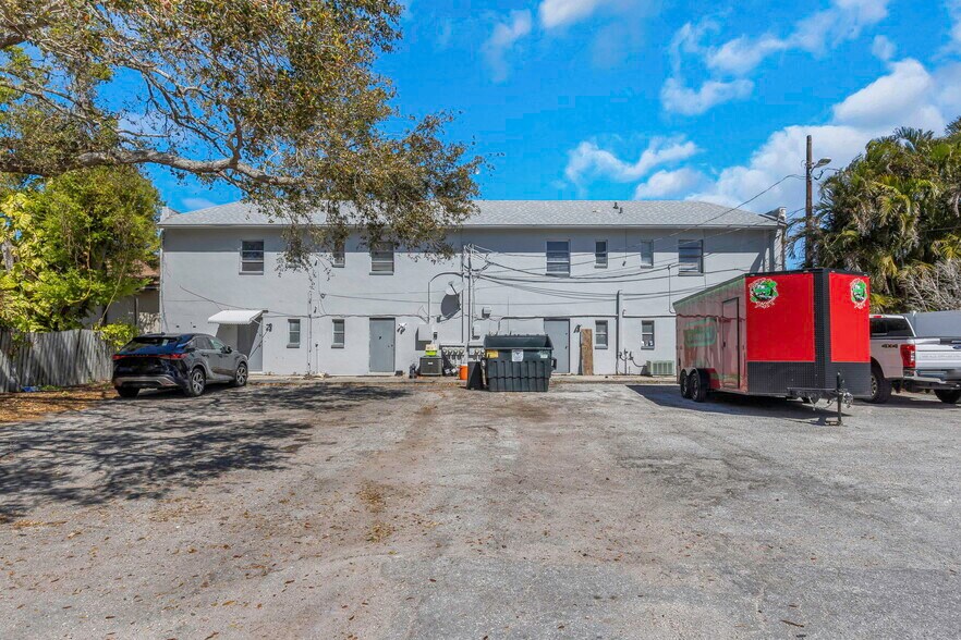 More Photos Of 1915 E Bay Dr, Largo General Retail For Sale