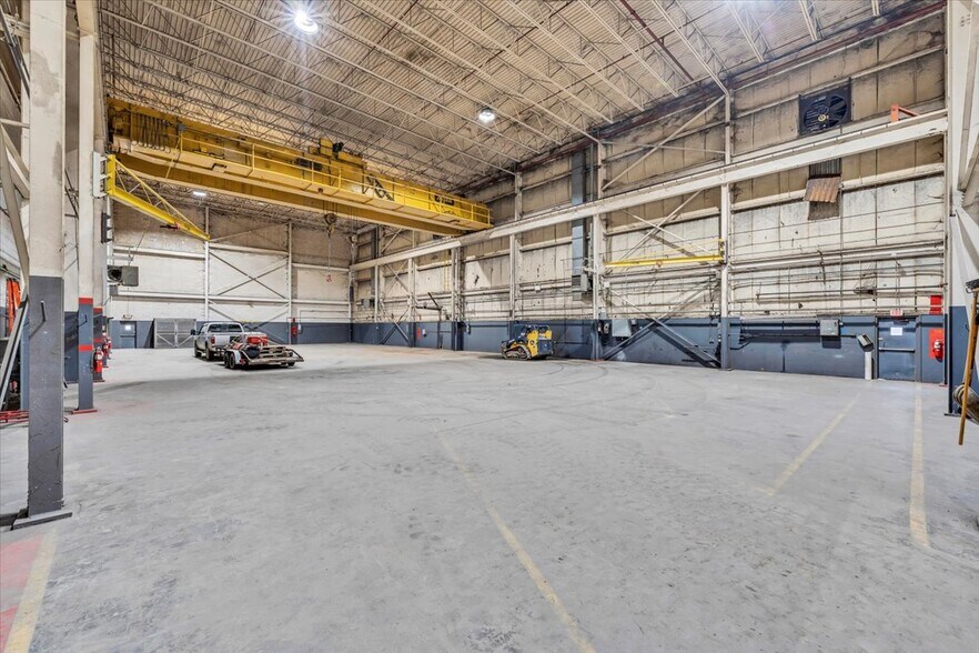 More Photos Of 650 Frith Dr, Ridgeway Manufacturing For Lease