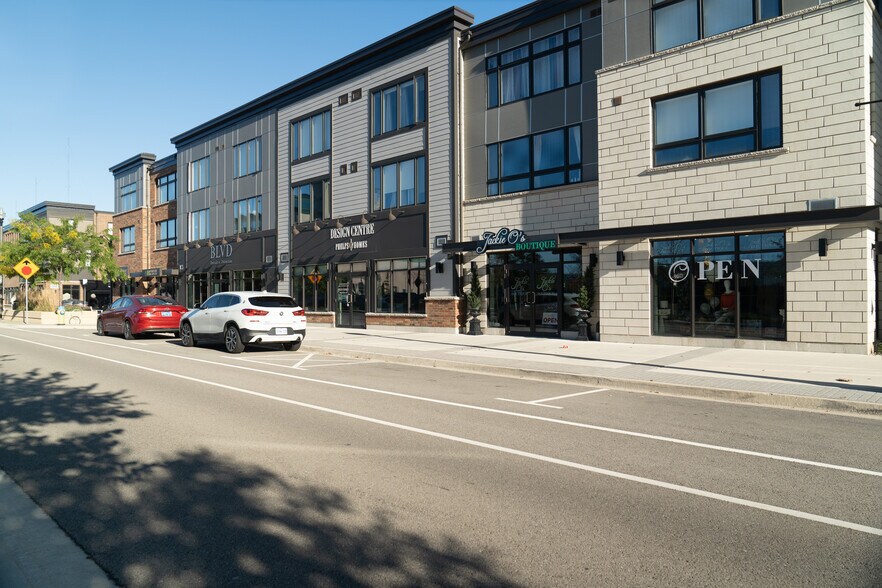 More Photos Of 13 Windward Dr, Grimsby Medical For Lease