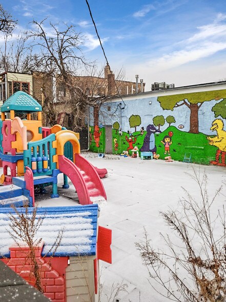 More Photos Of 3906 W Chicago Ave, Chicago Storefront For Sale