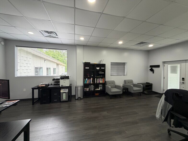 More Photos Of 144 Dance Hall Rd, Apollo Flex For Sale