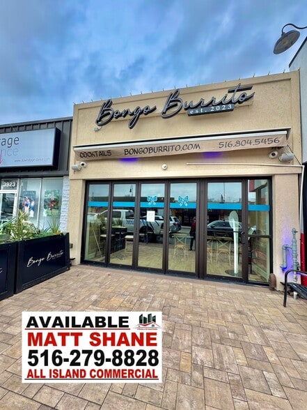 Primary Photo Of 3925 Merrick Rd, Seaford Restaurant For Sale