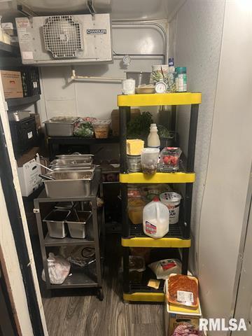 More Photos Of 1112 4th St, Fulton Apartments For Sale