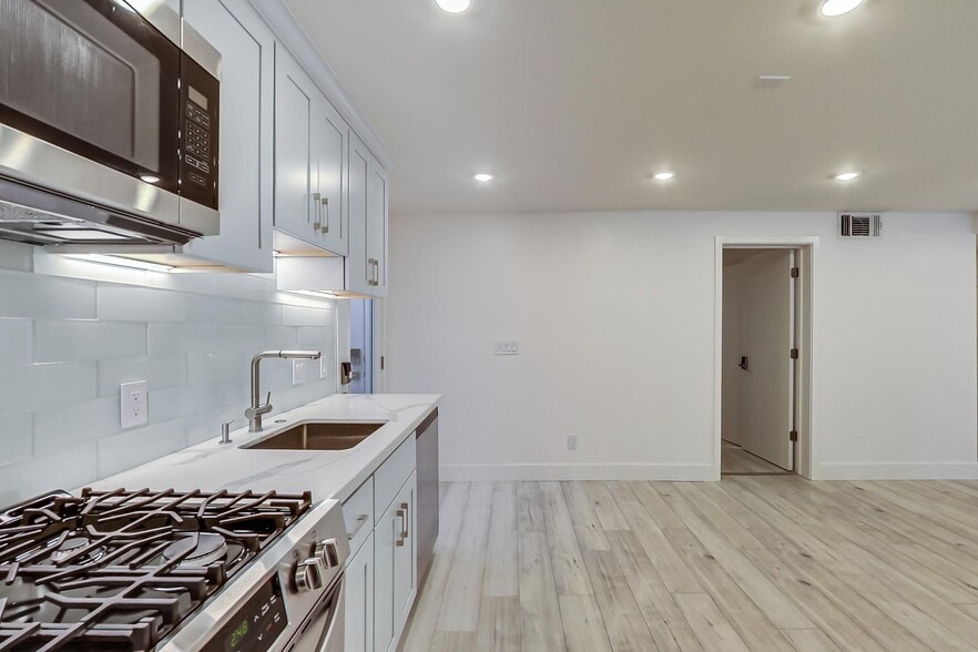 More Photos Of 751 Capp st, San Francisco Apartments For Sale