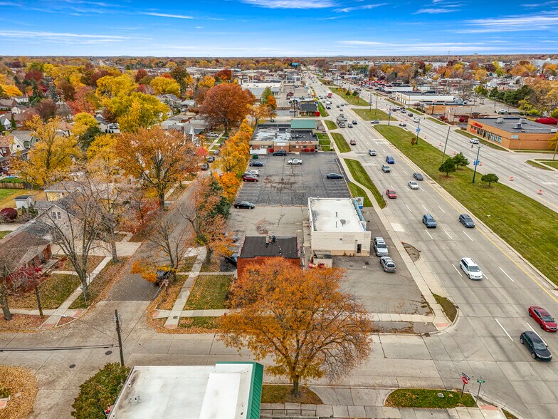 More Photos Of 6336 Fox Ave, Allen Park Office For Sale