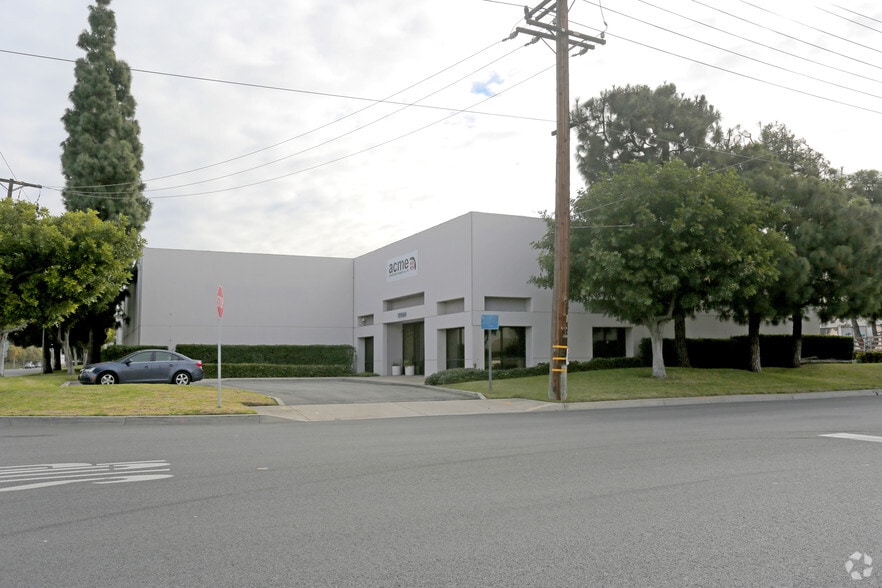 More Photos Of 15020 Desman Rd, La Mirada Manufacturing For Sale