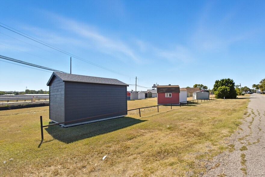 More Photos Of 15524 N Interstate 35, Austin Land For Sale