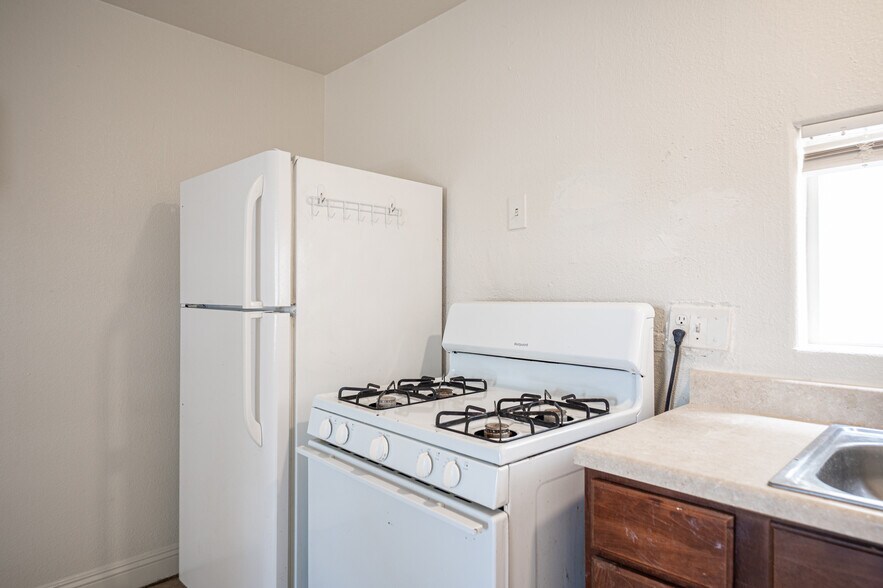 More Photos Of 5900 Cassedy Ln, Las Vegas Apartments For Sale