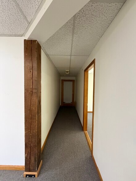 More Photos Of 62 Portsmouth Ave, Stratham Storefront Retail Office For Lease