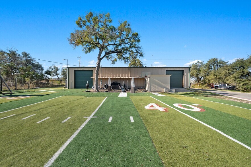 More Photos Of 3364 N Bagdad Rd, Leander Unknown For Lease