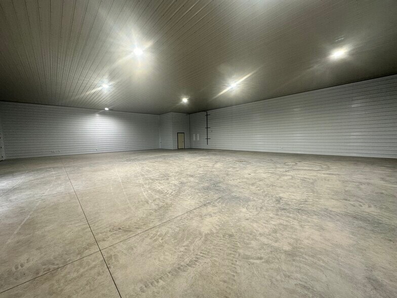 More Photos Of 2549 Cottontail rd, Bozeman Warehouse For Lease