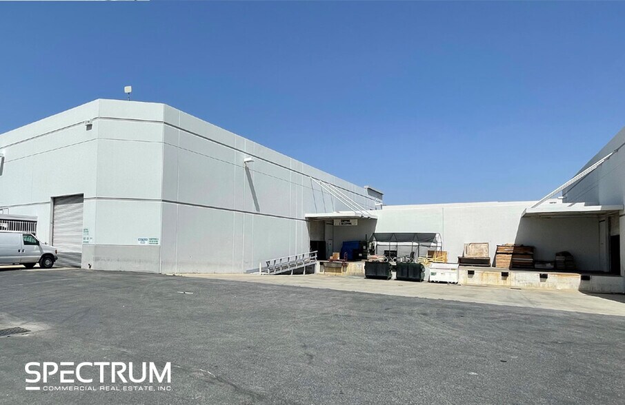 More Photos Of 28732 Witherspoon Pky, Valencia Manufacturing For Lease