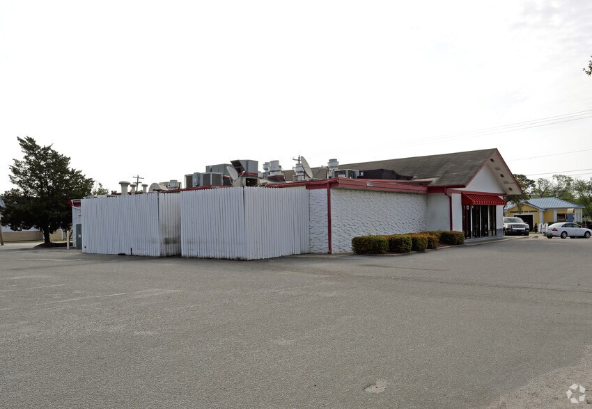 More Photos Of 1206 S Kings Hwy, Myrtle Beach Restaurant For Sale