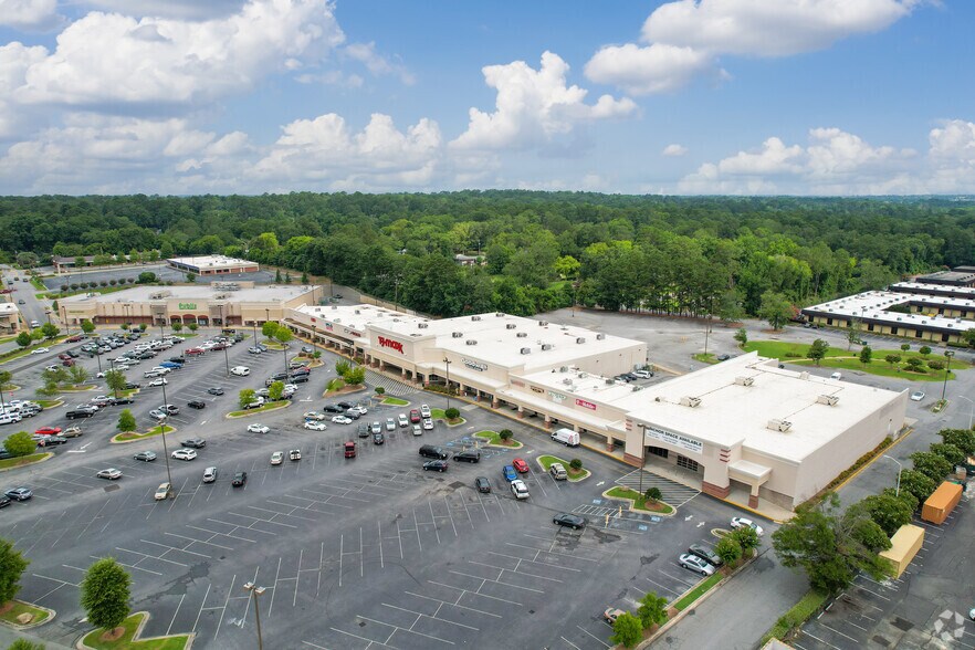 More Photos Of 3201 Macon Rd, Columbus Storefront For Sale