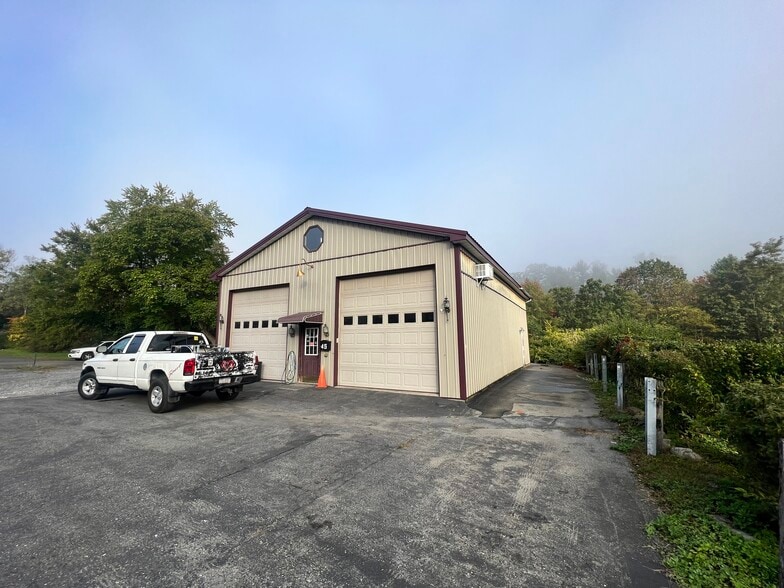 More Photos Of 45 E Bacon St, Pottsville Light Distribution For Lease