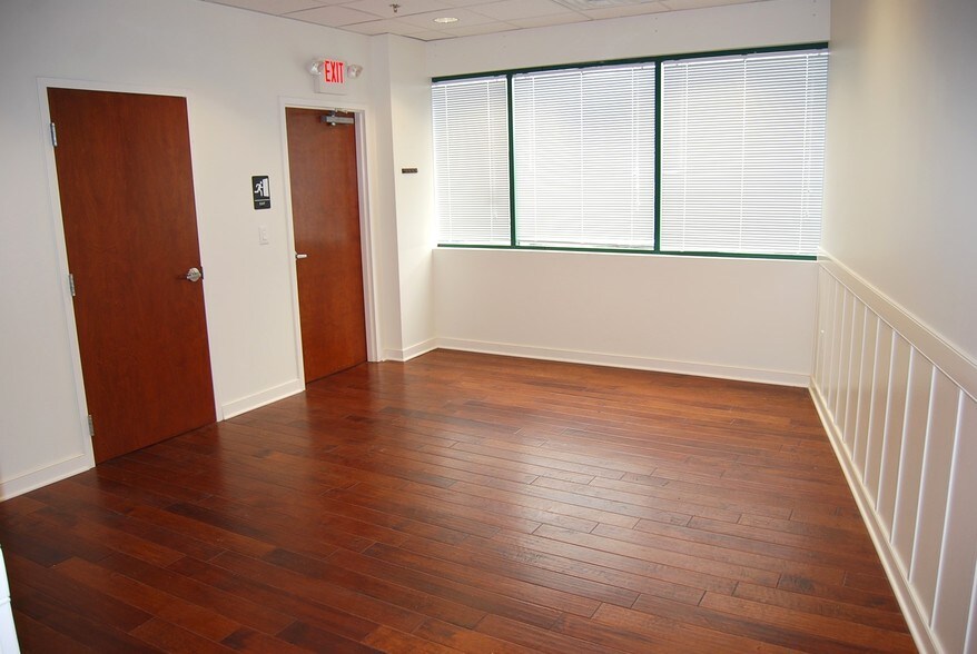 More Photos Of 709 E Gay St, West Chester Office For Lease