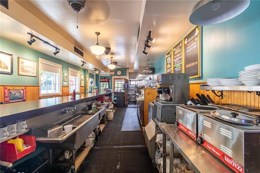 More Photos Of 202 S 17th St, Allentown Storefront Retail Residential For Sale