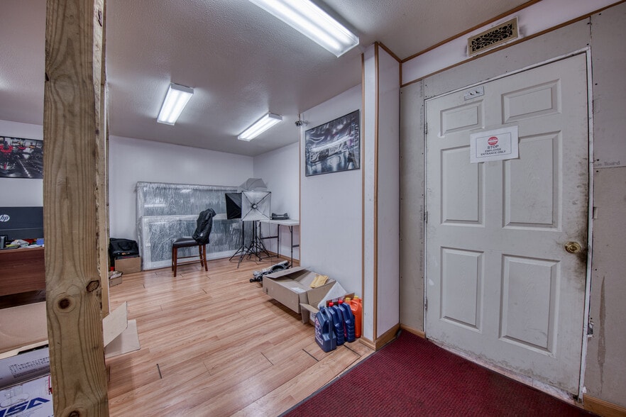 More Photos Of 1080 3rd Ave, North Versailles Warehouse For Sale