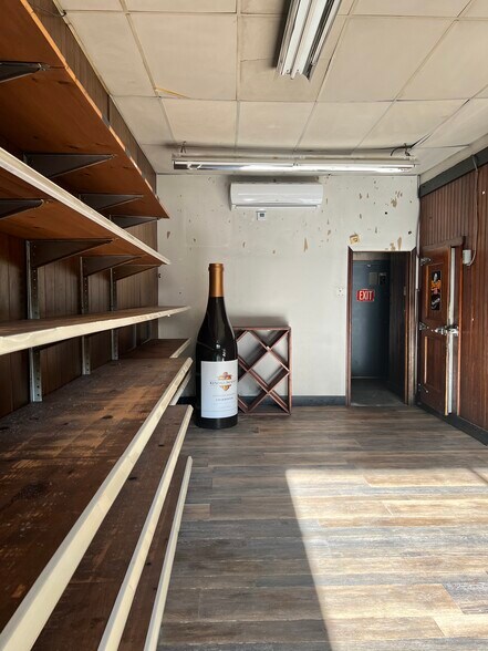 More Photos Of 176 Main St, Monroe Freestanding For Sale