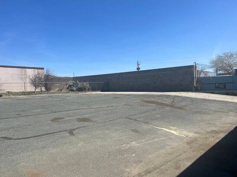 More Photos Of 5480 US Highway 50 E, Carson City Showroom For Lease