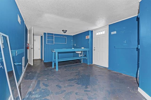 More Photos Of 2956 East St, Memphis Religious Facility For Sale